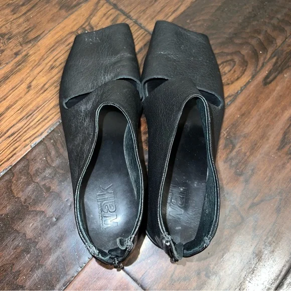 Walk by Anat Dahari Black Leather Handmade Open Toe Closed Heel - Picture 3 of 6